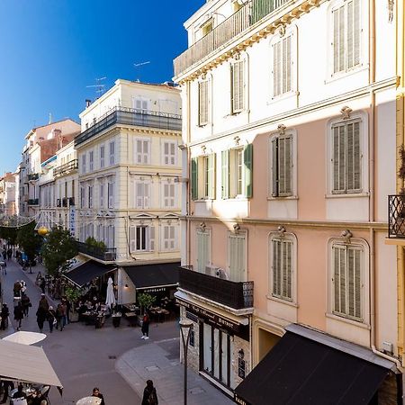 Centrally Located Modern 2 Bed Apartment In Cannes With Aircon And High Ceilings And Modern Design 696 Exterior foto