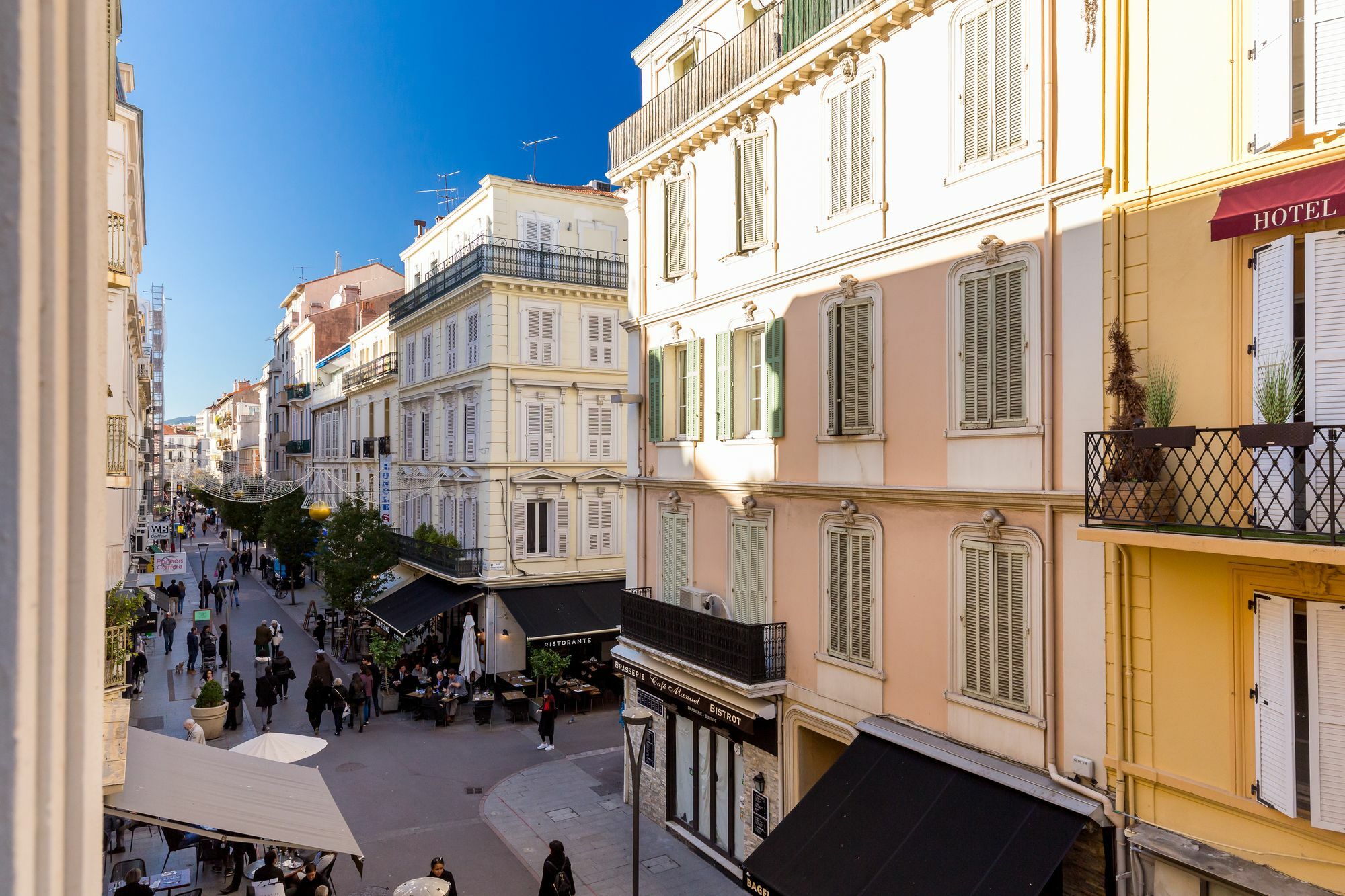 Centrally Located Modern 2 Bed Apartment In Cannes With Aircon And High Ceilings And Modern Design 696 Exterior foto