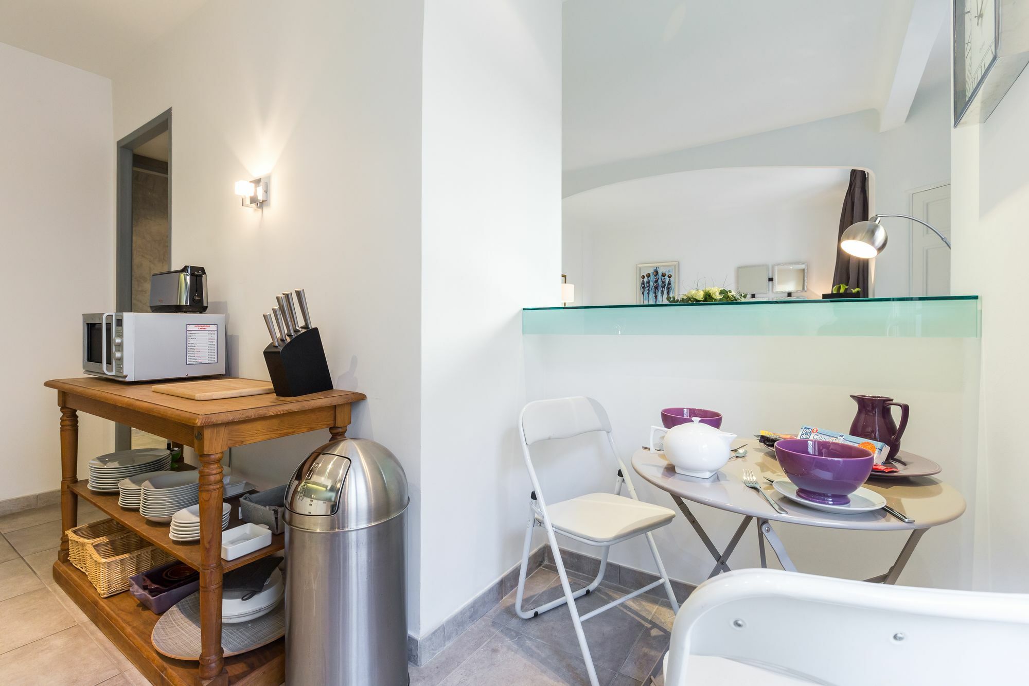 Centrally Located Modern 2 Bed Apartment In Cannes With Aircon And High Ceilings And Modern Design 696 Exterior foto